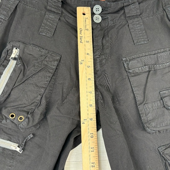 Pete & Greta by Johnny Was Black Cargo Shorts Size 6 - Picture 9 of 13